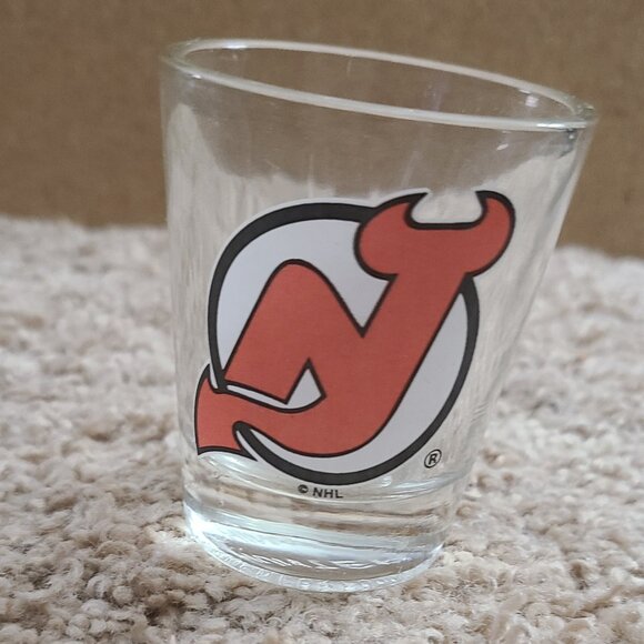 New Jersey Devils Shot Glass - Picture 1 of 3